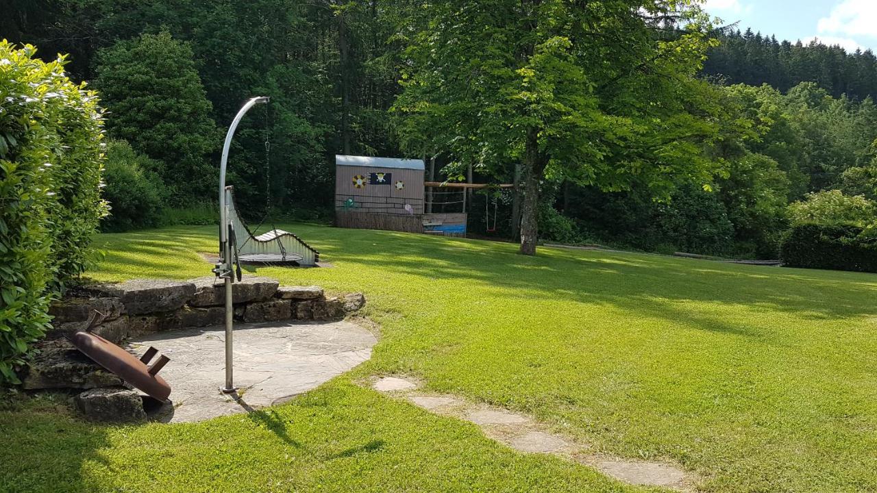 Ferienhaus "Et Eifelparadiesje" Gerolstein Exteriör bild